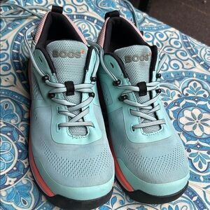 Gently used size 9 Bogs Grip Slip Resistant Women’s shoes.